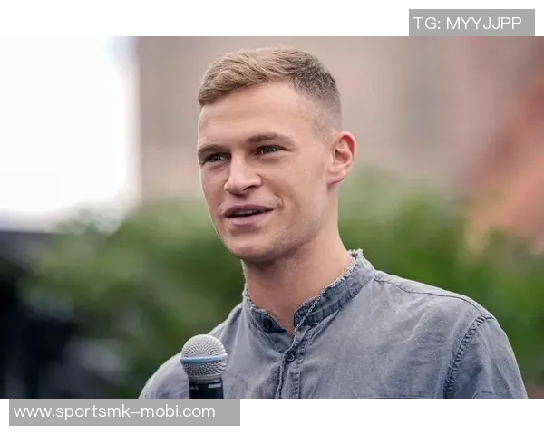 比朔夫称基米希为导师之一愿意接受不同位置挑战展现多面才华 比朔夫称基米希为导师之一愿意接受不同位置挑战展现多面才华